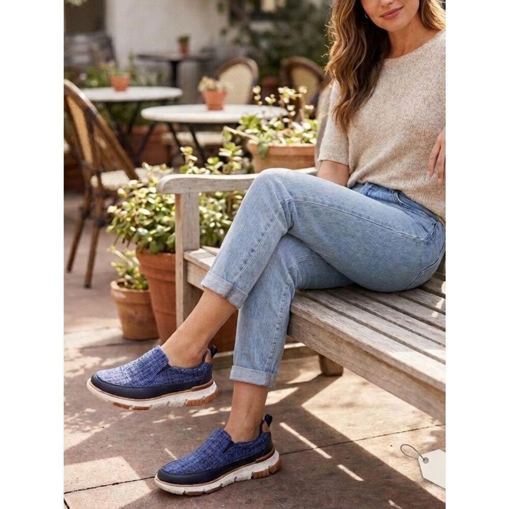 XPACS Women's Slip On Shoes with Arch Support Comfortable Loafers Size 11 Blue